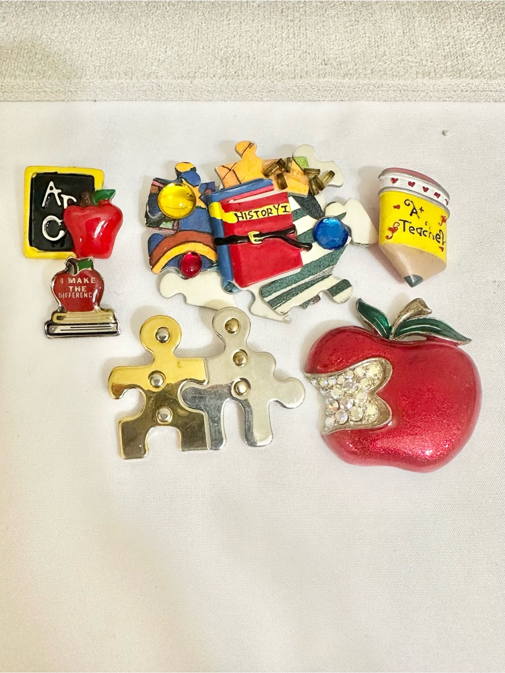 Red Apple Teacher & School-Themed Brooch Lot (6 pcs)